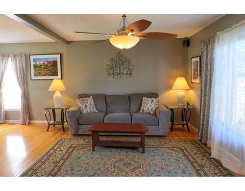 41 Amos Dr, Springfield, MA 01118 photo 5