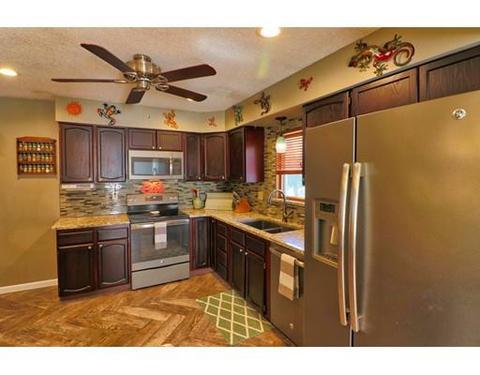 41 Amos Dr, Springfield, MA 01118 photo 6