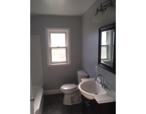 125 Ithaca St, Springfield, MA 01118 photo 10
