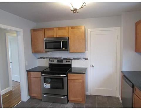 125 Ithaca St, Springfield, MA 01118 photo 7