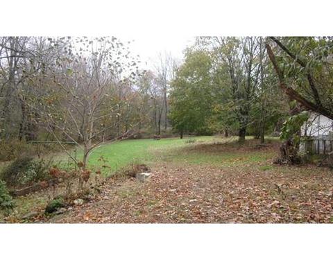 155 Hartford Ave E, Mendon, MA 01756 photo 2