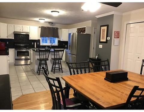21 Mohawk Dr, Gardner, MA 01440 photo 3