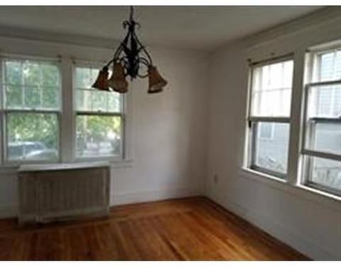 50 Longview St, Springfield, MA 01108 photo 2