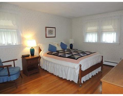 8 Longmeadow Dr, Canton, MA 02021 photo 8