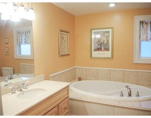 817 Greendale Ave, Needham, MA 02492 photo 13