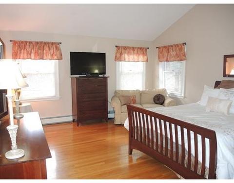 817 Greendale Ave, Needham, MA 02492 photo 11