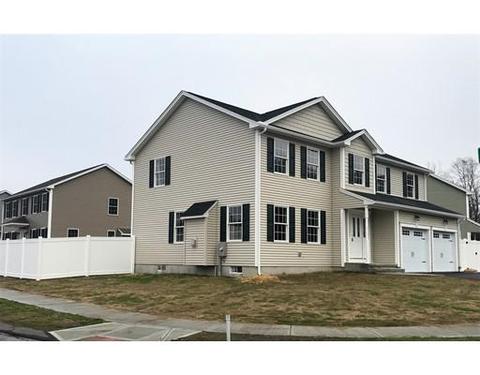203 Naismith St, Springfield, MA 01104 photo 2