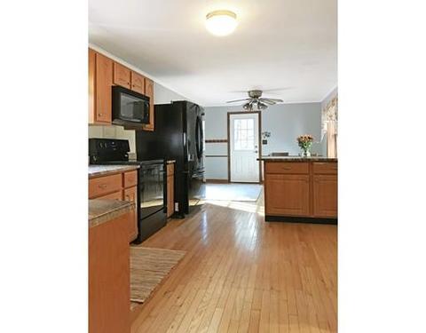 9 Squibnocket Rd, Franklin, MA 02038 photo 7