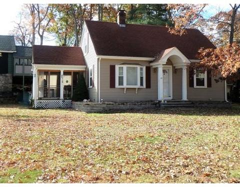 40 Lakeside Ave, Webster, MA 01570 photo 1