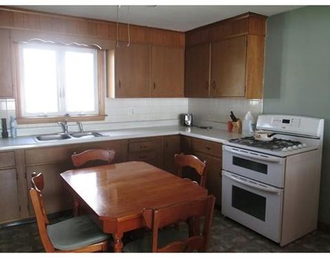 47 Harris St, Webster, MA 01570 photo 9