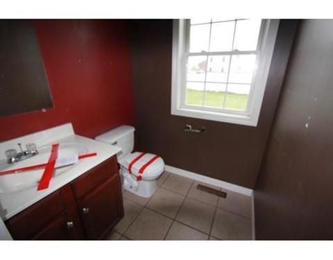 324 Naismith St, Springfield, MA 01104 photo 9