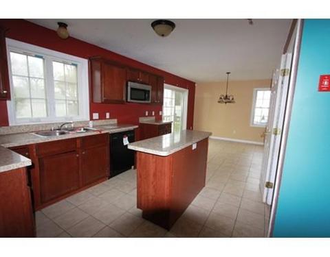 324 Naismith St, Springfield, MA 01104 photo 17