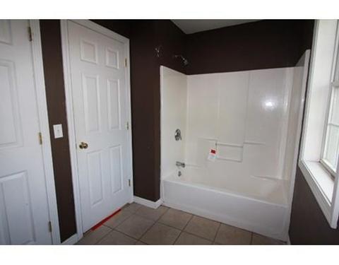 324 Naismith St, Springfield, MA 01104 photo 21