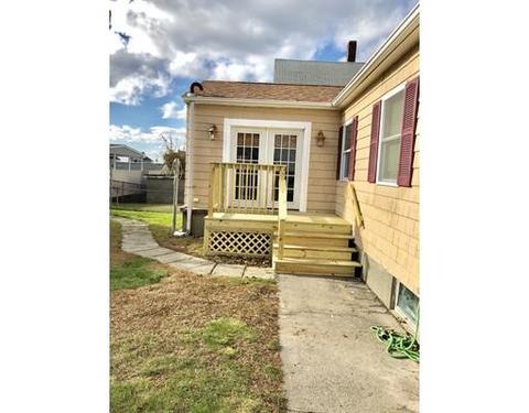91 Monarch St, Fall River, MA 02723 photo 11