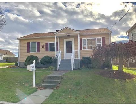 91 Monarch St, Fall River, MA 02723 photo 3