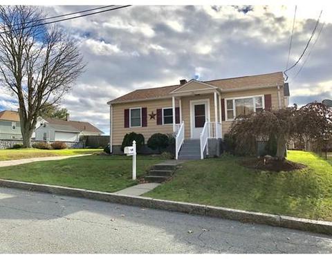 91 Monarch St, Fall River, MA 02723 photo 2