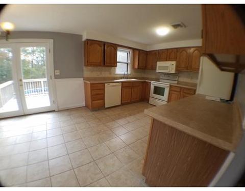 2 Perry St, Norton, MA 02766 photo 3