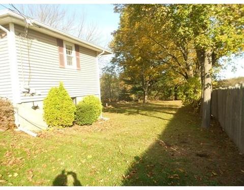 10 Peacedale Ave, Worcester, MA 01607 photo 20