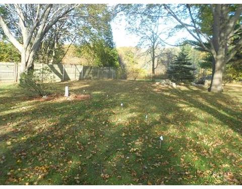 10 Peacedale Ave, Worcester, MA 01607 photo 24