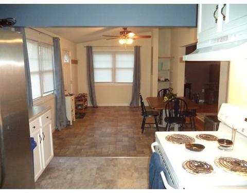 8 Marblehead Rd, Windham, NH 03087 photo 2