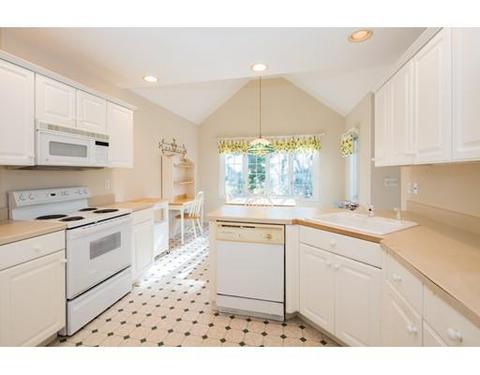 76 Regatta Dr, Barnstable, MA 02632 photo 9