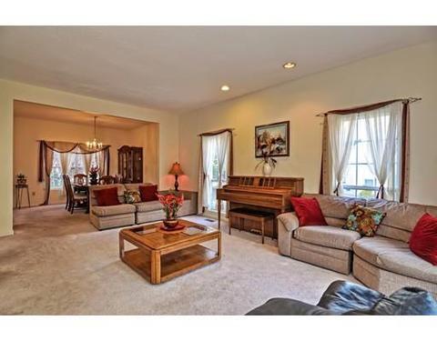 3 Smith Ln, Foxboro, MA 02035 photo 4