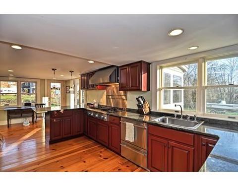 5 Bittersweet Rd, Gloucester, MA 01930 photo 9