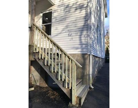 25 Goddard St, Webster, MA 01570 photo 3