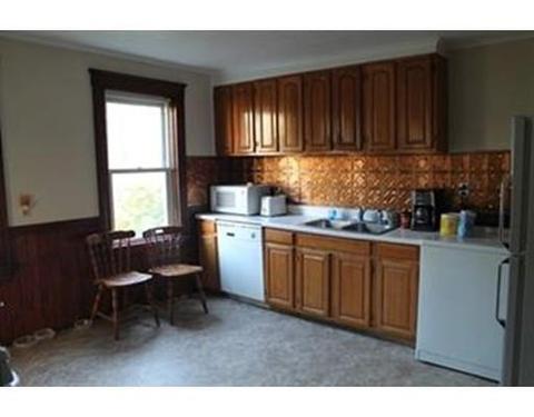 25 Goddard St, Webster, MA 01570 photo 4