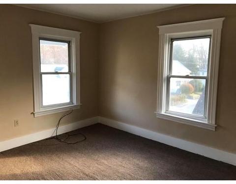 25 Goddard St, Webster, MA 01570 photo 9