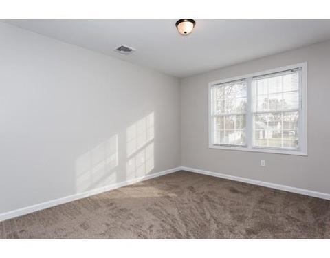14 Taber St, Springfield, MA 01118 photo 22
