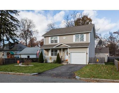14 Taber St, Springfield, MA 01118 photo 2