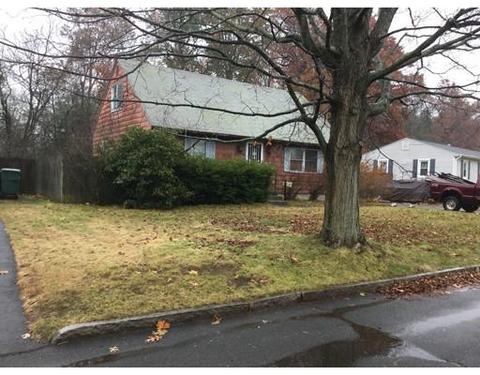 137 Hanson Dr, Springfield, MA 01128 photo 1