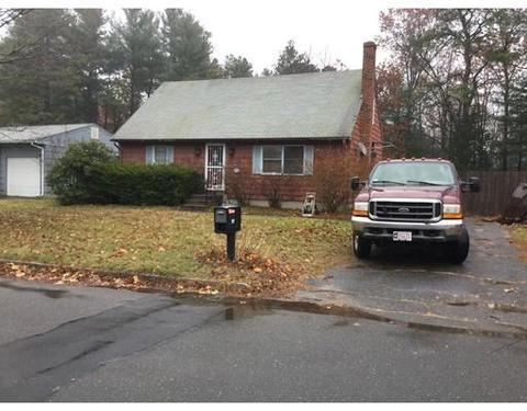 137 Hanson Dr, Springfield, MA 01128 photo 2
