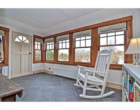 35 Gee Ave, Gloucester, MA 01930 photo 2
