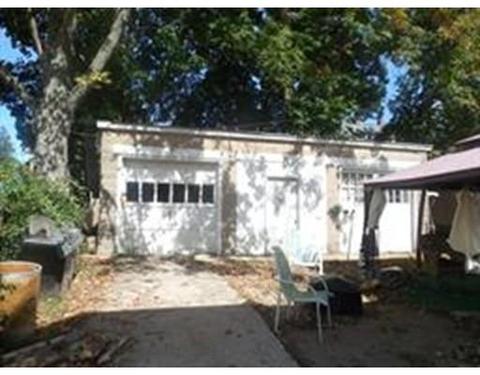 11 Park St, Ware, MA 01082 photo 2