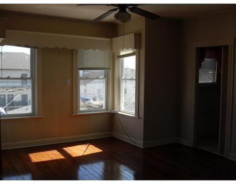 195 Raymond St, Fall River, MA 02723 photo 2