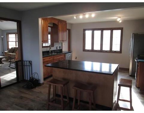113 Joy St, Chicopee, MA 01013 photo 8