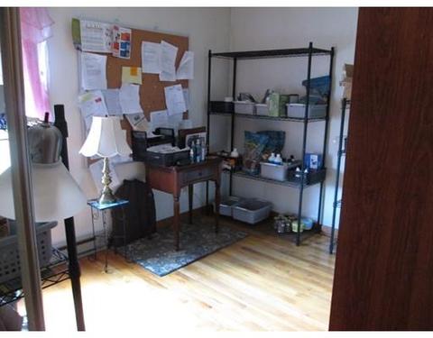 113 Joy St, Chicopee, MA 01013 photo 12