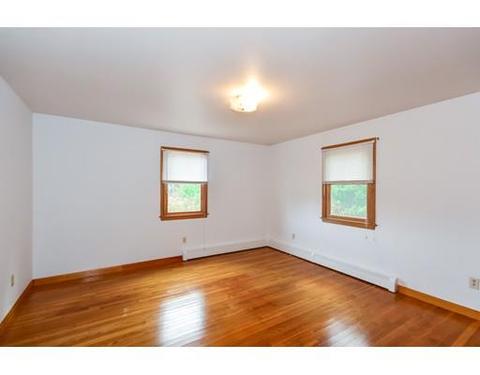 637 County Rd, West Wareham, MA 02576 photo 9