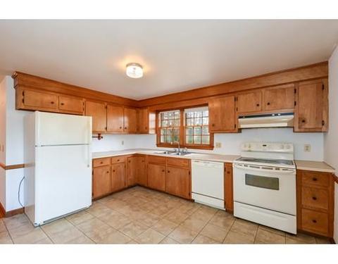 637 County Rd, West Wareham, MA 02576 photo 5