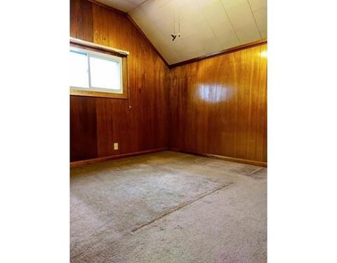 51 Raymond St, Fall River, MA 02723 photo 6