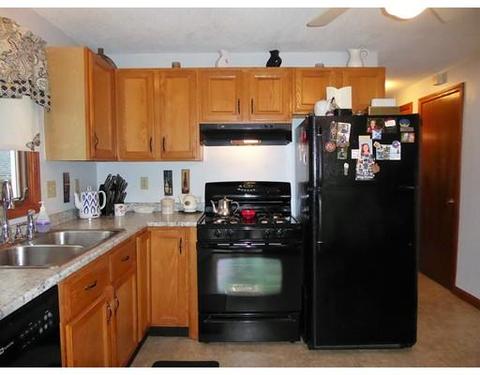 61 Ludlow Ave, Springfield, MA 01151 photo 9