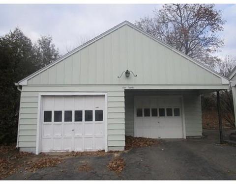 190 Frontenac St, Chicopee, MA 01020 photo 3