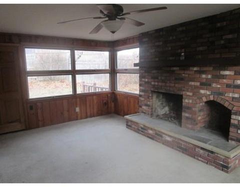 190 Frontenac St, Chicopee, MA 01020 photo 11
