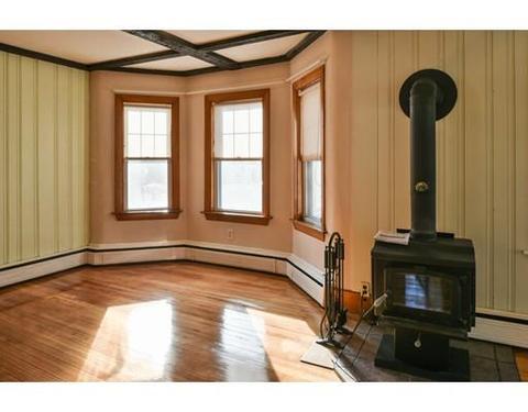 8 Adams Pl, Gloucester, MA 01930 photo 6