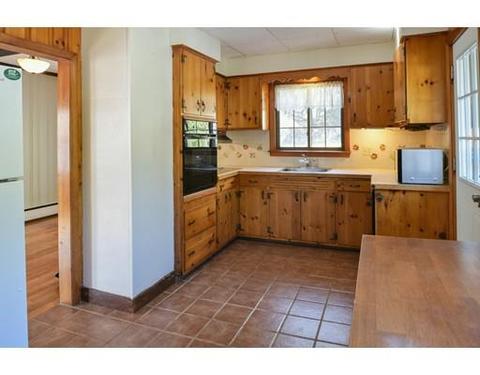 8 Adams Pl, Gloucester, MA 01930 photo 8