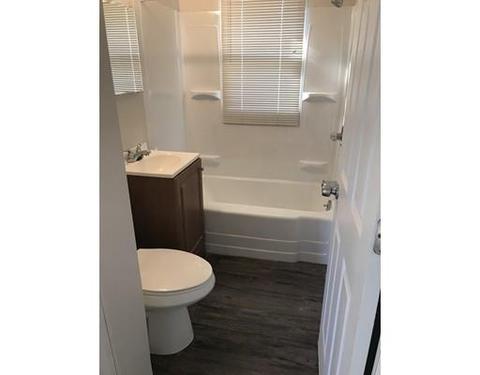 178 Windemere St, Springfield, MA 01104 photo 2