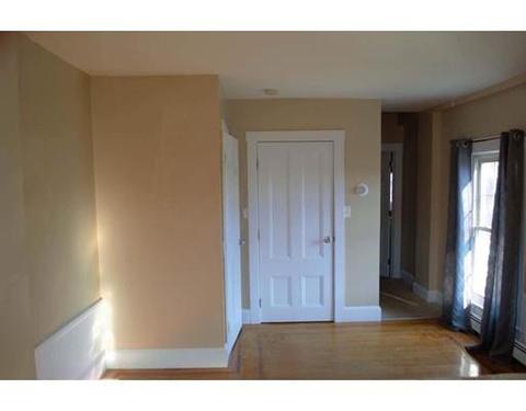 194 Maple St, Lynn, MA 01904 photo 10
