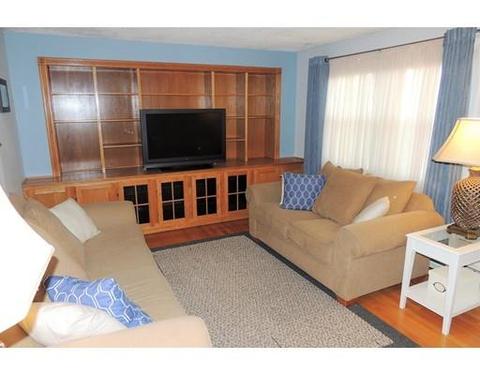148 Spikenard Cir, Springfield, MA 01129 photo 3